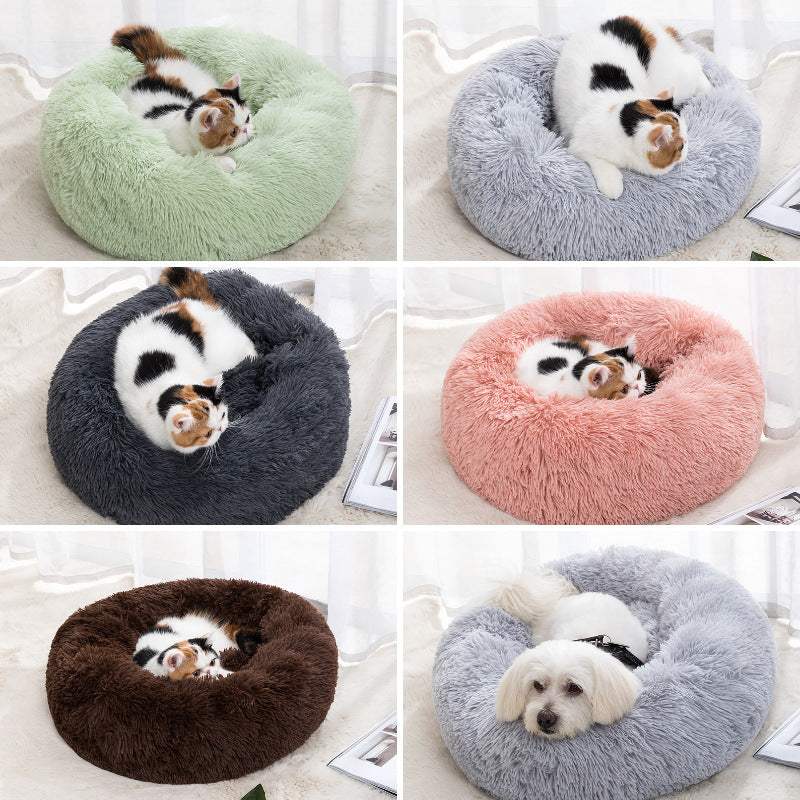 Heated cat bed in various colors and sizes for cozy pet comfort.