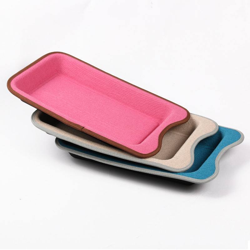 Planche à griffer pour chats, résistante et antidérapante, en plusieurs couleurs, dimensions 38x38x5,5 cm.