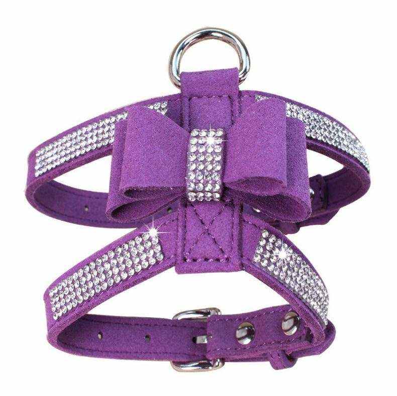 Harnais pour chien en microfibre suédée violet avec nœud et strass élégants.