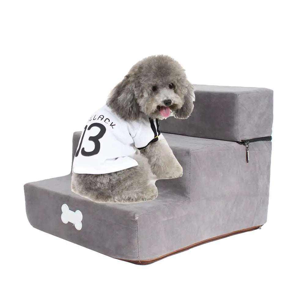 Escalier en flanelle gris à 3 marches détachables avec petit chien pour faciliter accès animaux