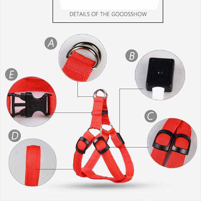 Harnais LED rouge et noir pour chiens et chats avec boucles de sécurité et sangle réfléchissante ajustable.