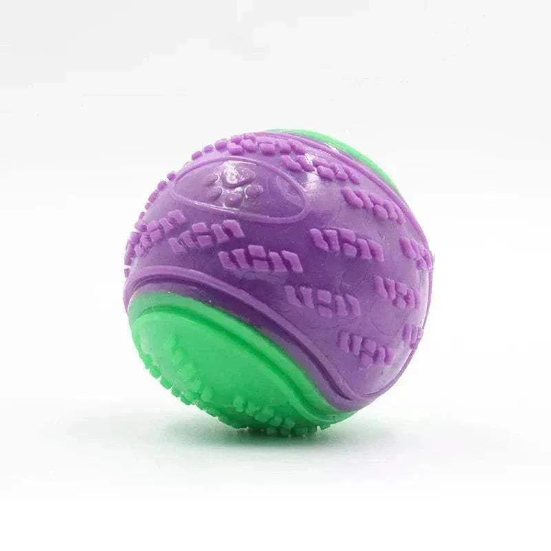 balle mâchouillable en TPR pour chiens, jouet interactif et nettoyage dentaire, résistance élevée, texture dentifrice, taille 6.5 cm, jouet sonore violet et vert