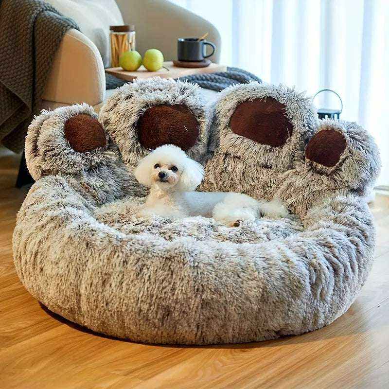Lit Douillet "Patte d’Ours" moelleux et apaisant pour chiens et chats, forme patte d’ours, tissu pelucheux, grand confort anti-stress.