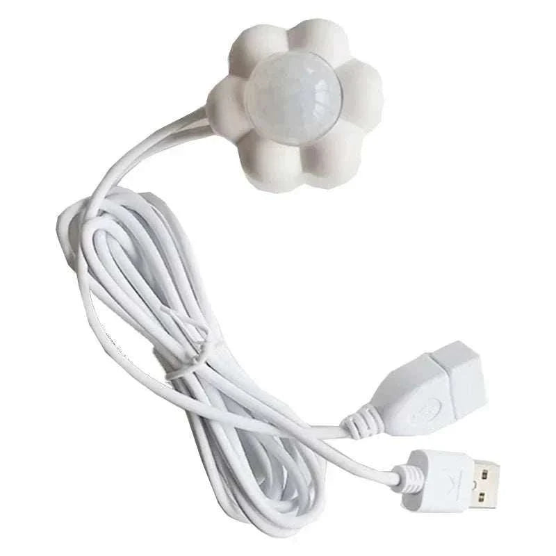 Capteur de mouvement intelligent blanc avec câble USB pour fontaine à eau animaux