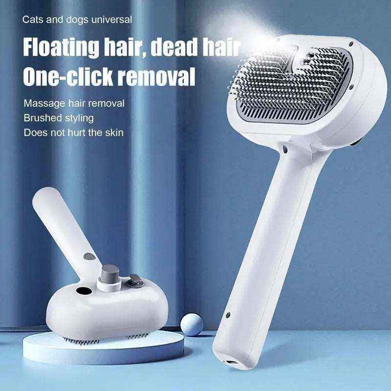 Brosse nettoyante blanche avec spray intégré pour toilettage facile et hydratant des chiens et chats, dépoilage efficace et prise ergonomique.