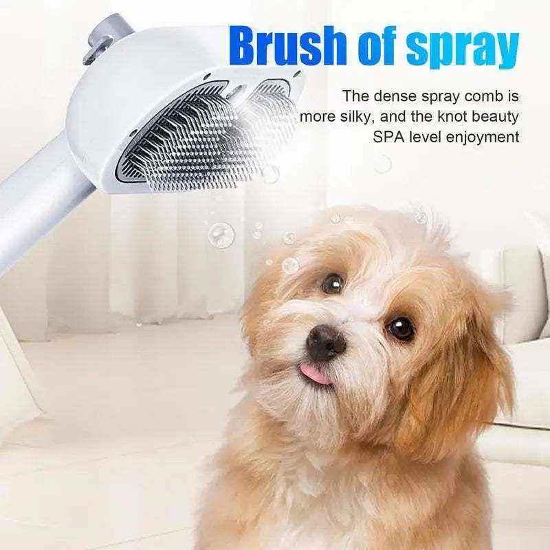 Brosse nettoyante avec spray intégré pour dépoilage et hydratation du pelage des chiens et chats