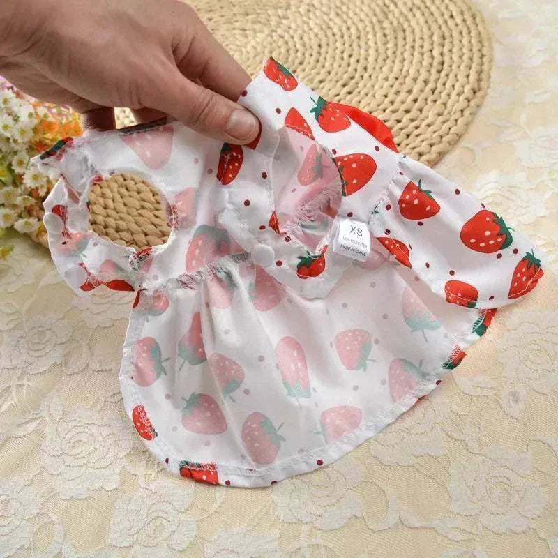 Floral princess-style pet dress for small dogs and cats, perfect for summer elegance.