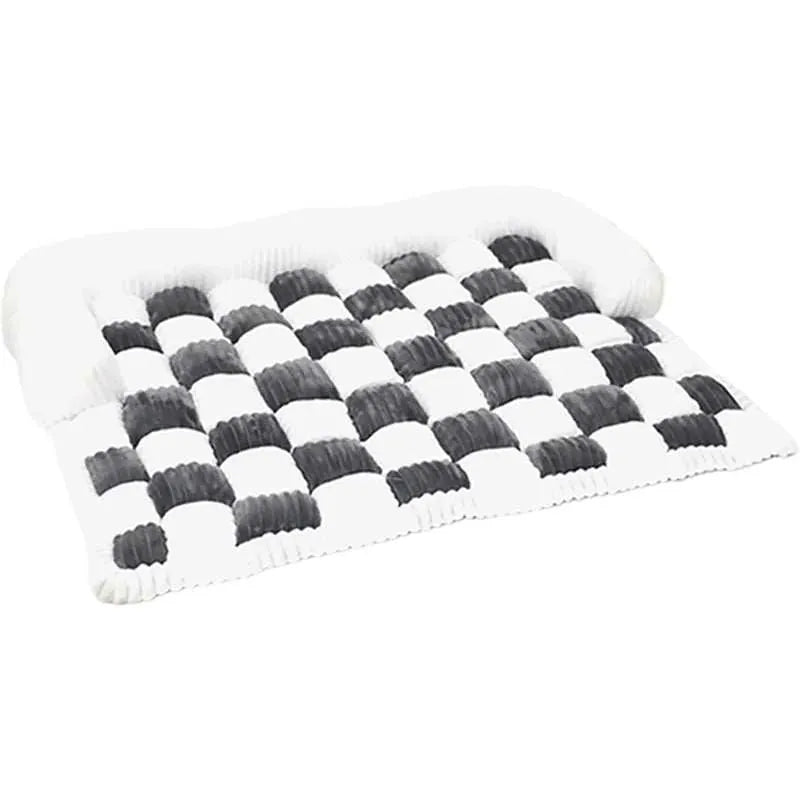 Comfortable Plaid Dog Mat | Softness, Style & Protection