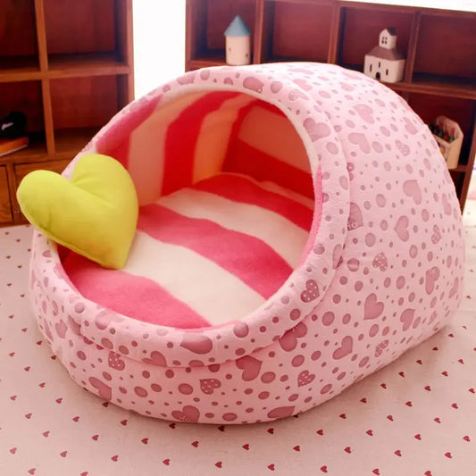 Cozy House for Cats and Very Small Dogs - Padded Princess Bed