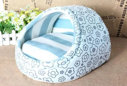Cozy House for Cats and Very Small Dogs - Padded Princess Bed