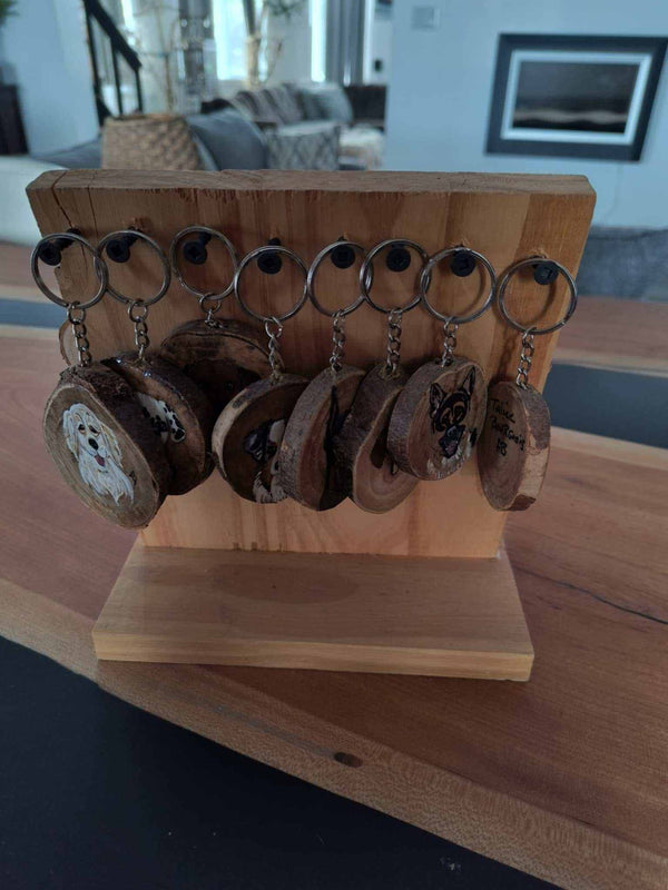 Porte-clés Race de Chien | Artisanat Québécois Peint Main - La Boîte d'Art à Talie