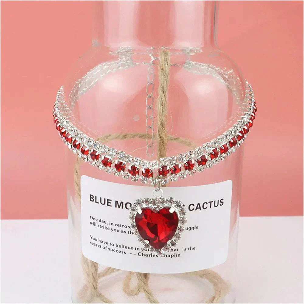 Bling Rhinestone Collar for Kittens and Puppies - Chic Accessory with Crystal Pendant