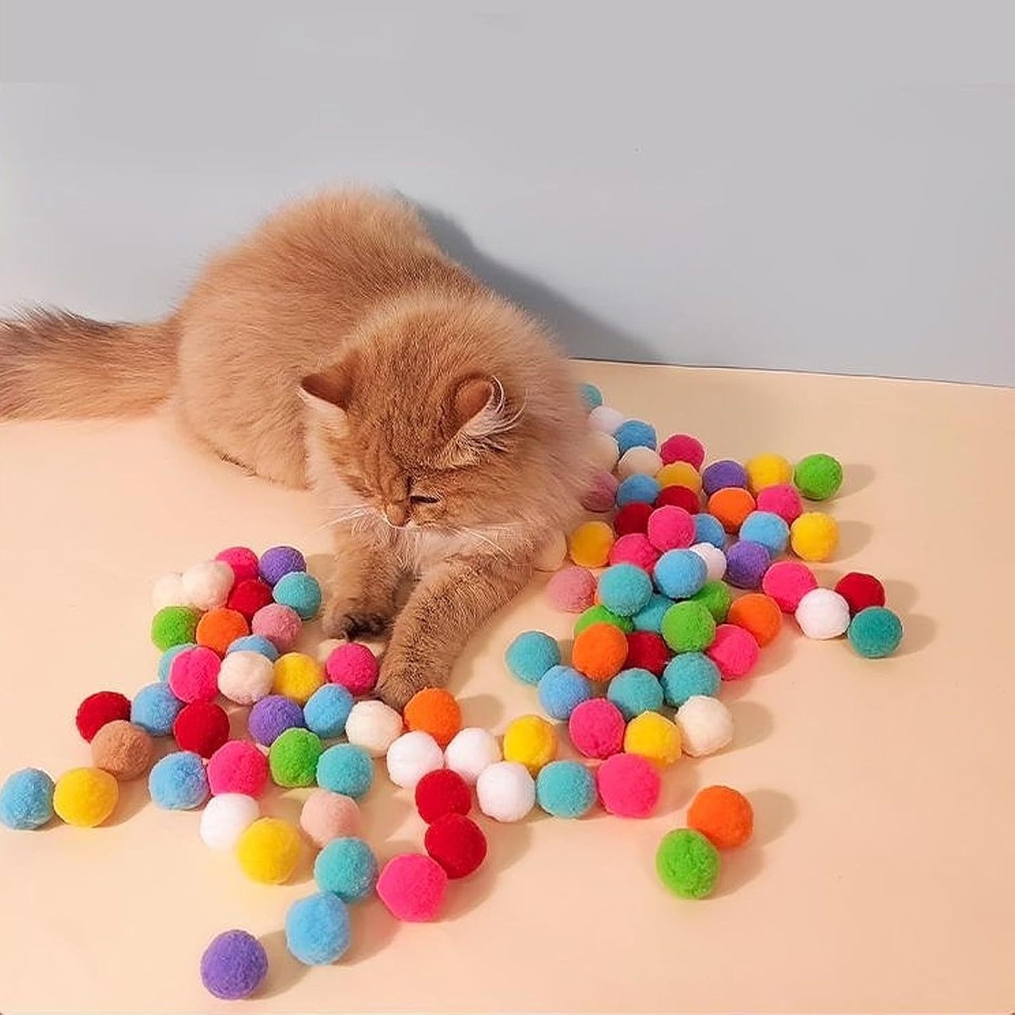 Cat Ball Launcher - Interactive Cat Toy with 20 Pom Poms