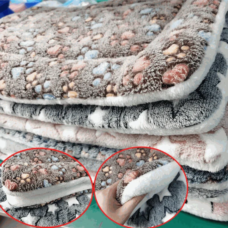Tapis Douillet en Flanelle Épaissie pour Animaux - Couverture ou Matelas pour Chiens et Chats